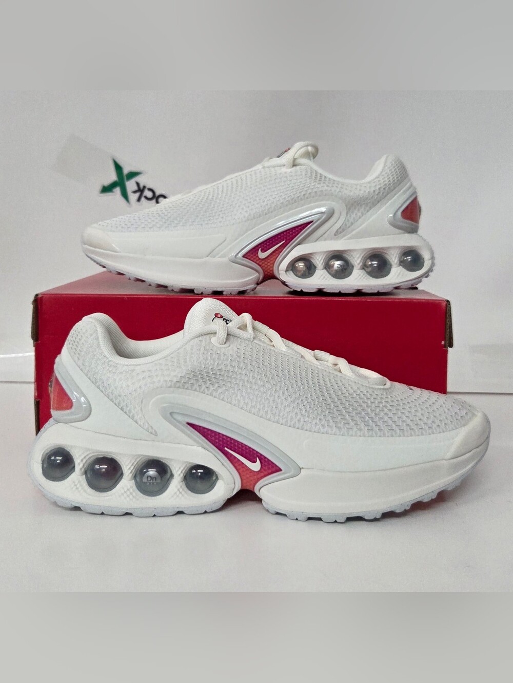 FJ3145-103 Nike Air Max DN Sail Phantom Hyper Violet Metallic Silver Wmns 9 NEW!